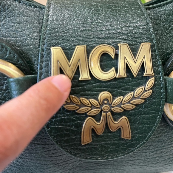 MCM VINTAGE EMERALD GREEN LEATHER BAG - Picture 8 of 15